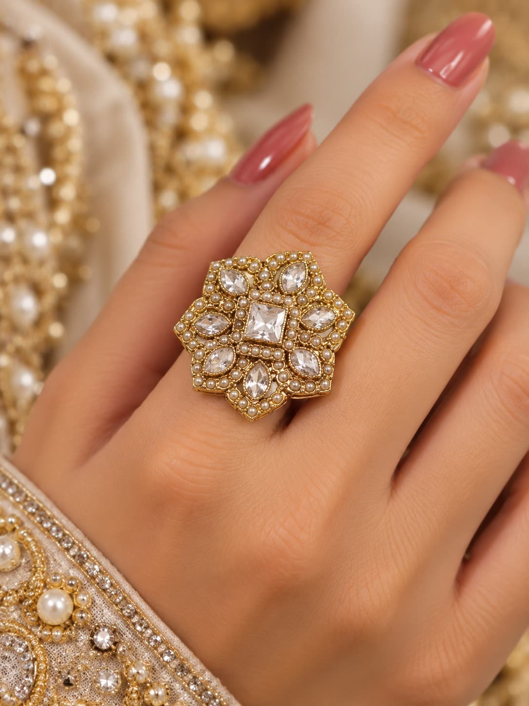 White Zircon Floral Ring-Finger Ring - 0119