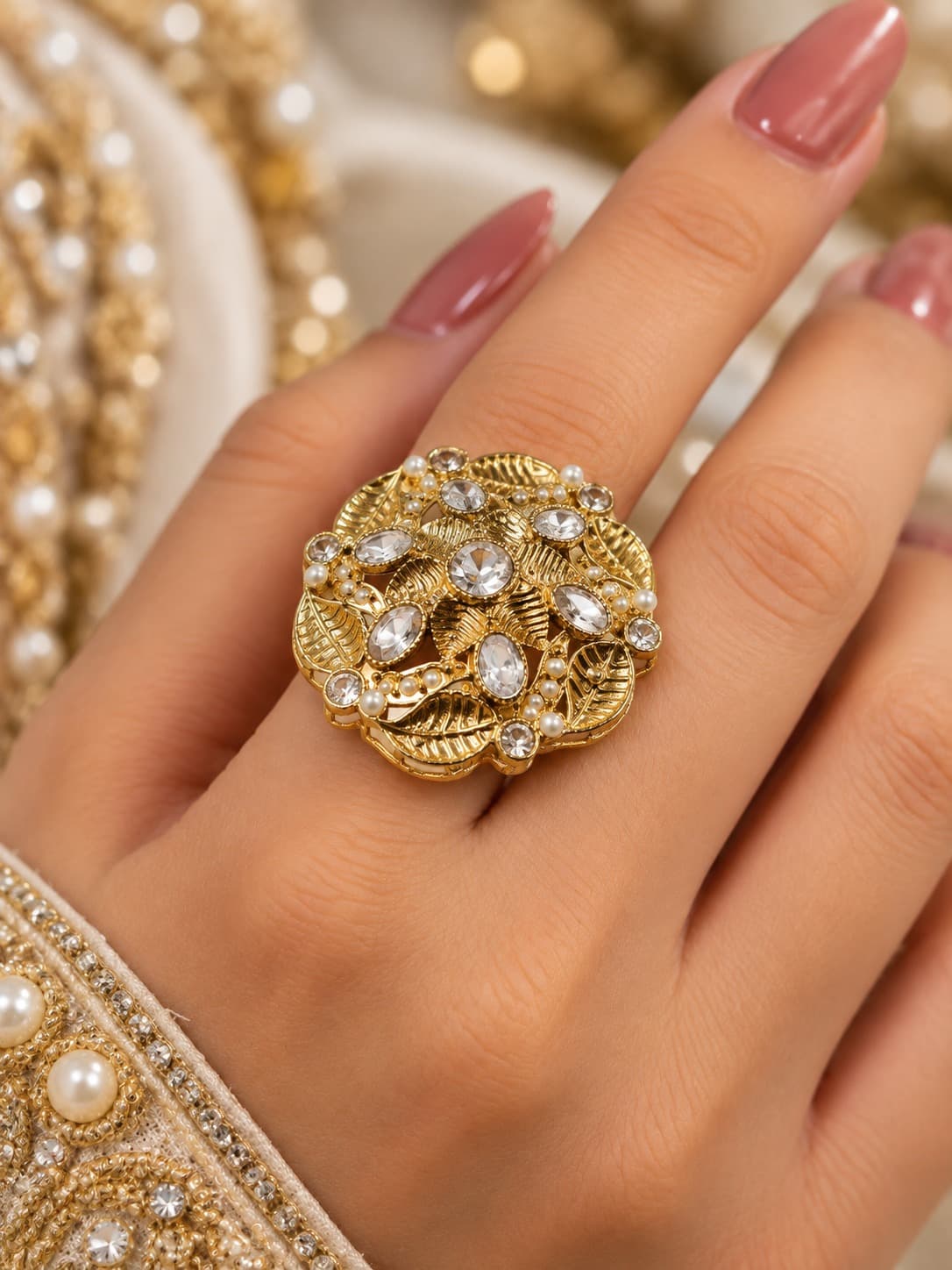 Golden Leaf Zircon Ring-Finger Ring - 0121